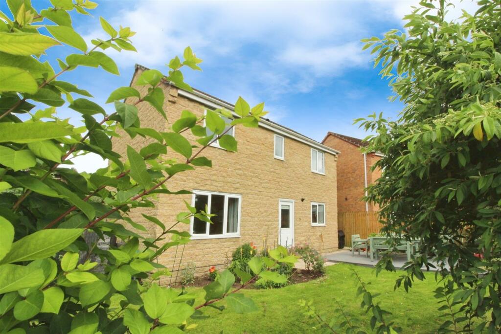 Additional image 31 of Oswin Gardens, Bradford, BD2 1DN