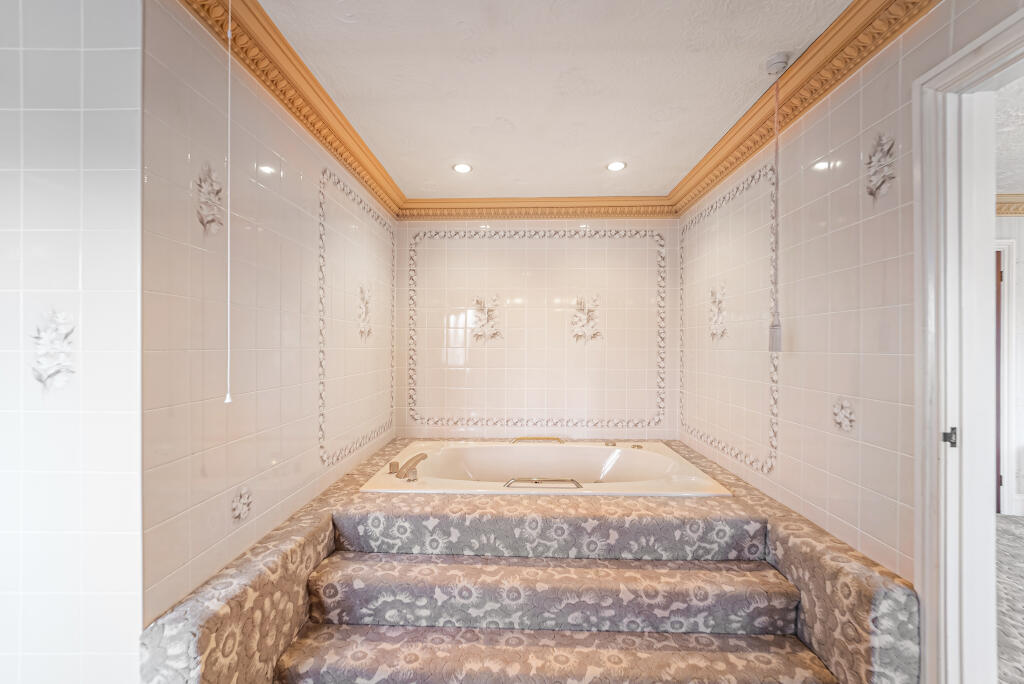 Additional image 25 of Elmsleigh Road, BS23