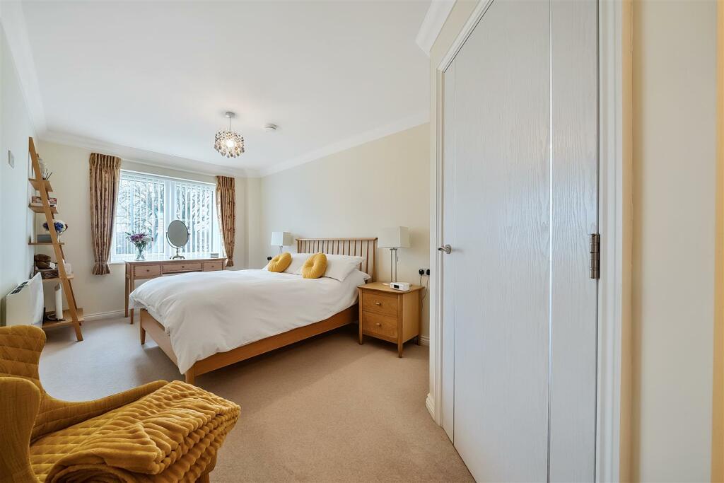 Additional image 8 of Edinburgh Lodge, Orpington