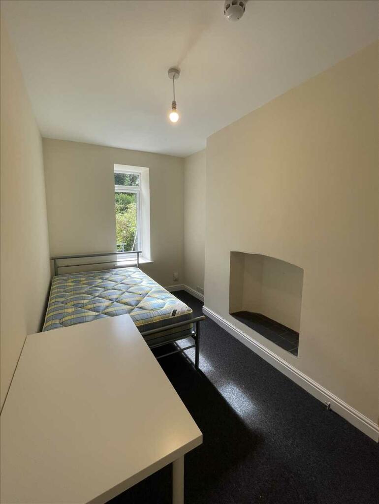 Additional image 5 of Garden Flat, Southfield Road