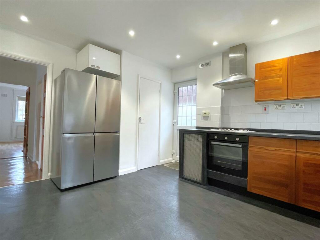 Additional image 4 of Ravensbourne Avenue, Shortlands, Bromley, BR2