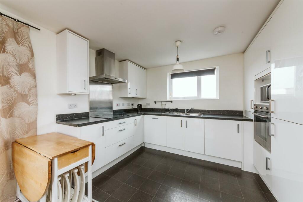 Additional image 4 of Long Down Avenue | Cheswick Village