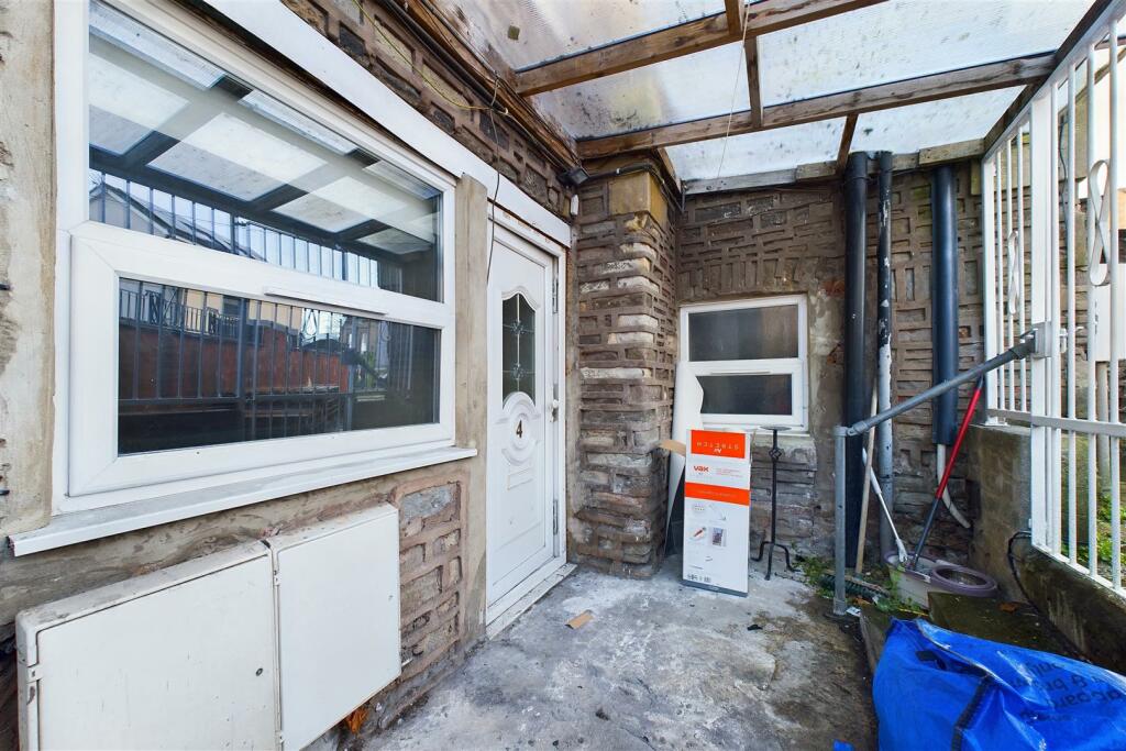 Additional image 16 of 2 BED FLAT | KNOWLE