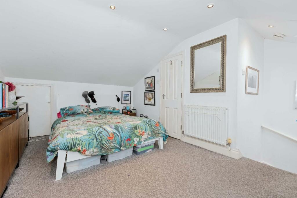 Additional image 15 of Dacre Gardens, Upper Beeding, Steyning