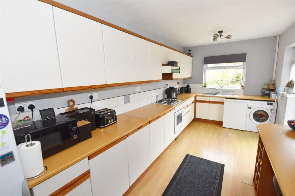 Additional image 20 of Stoneleigh Crescent, Bristol
