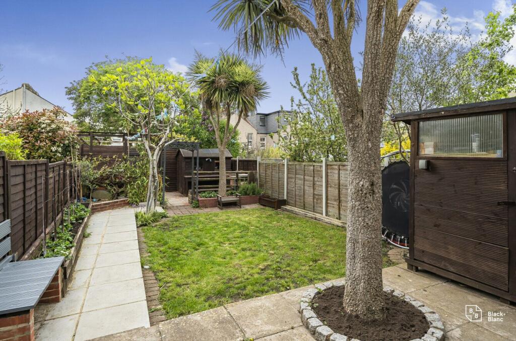 Additional image 17 of Birkbeck Road, Beckenham, BR3