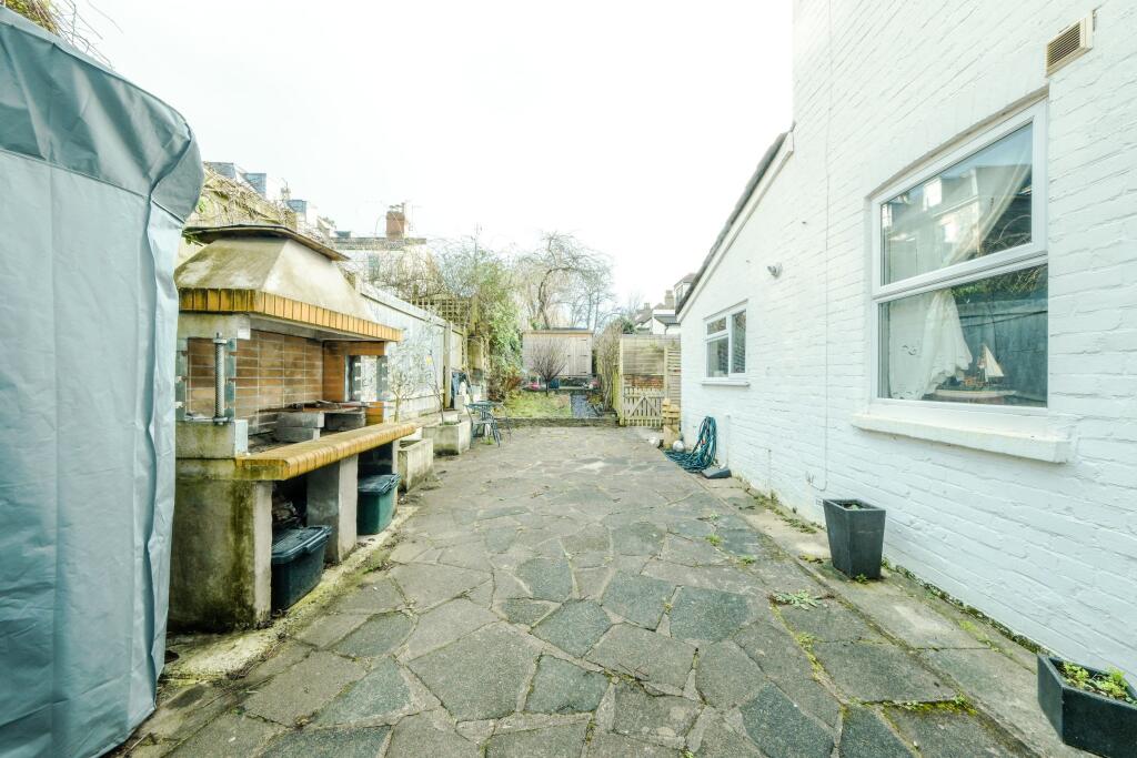 Additional image 6 of Effingham Road, Bristol