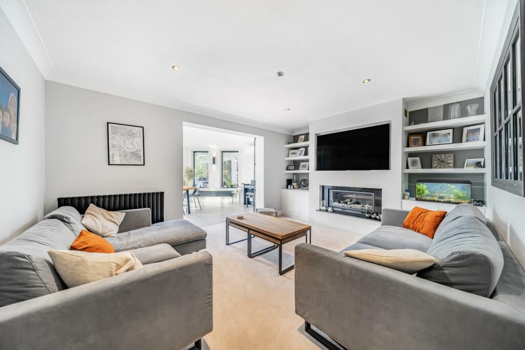 Additional image 18 of Stanley Avenue, Beckenham