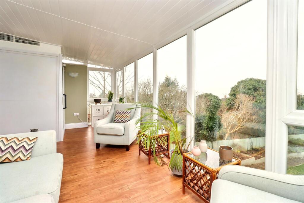 Additional image 15 of Nestled along a much admired Road in Upper Clevedon.