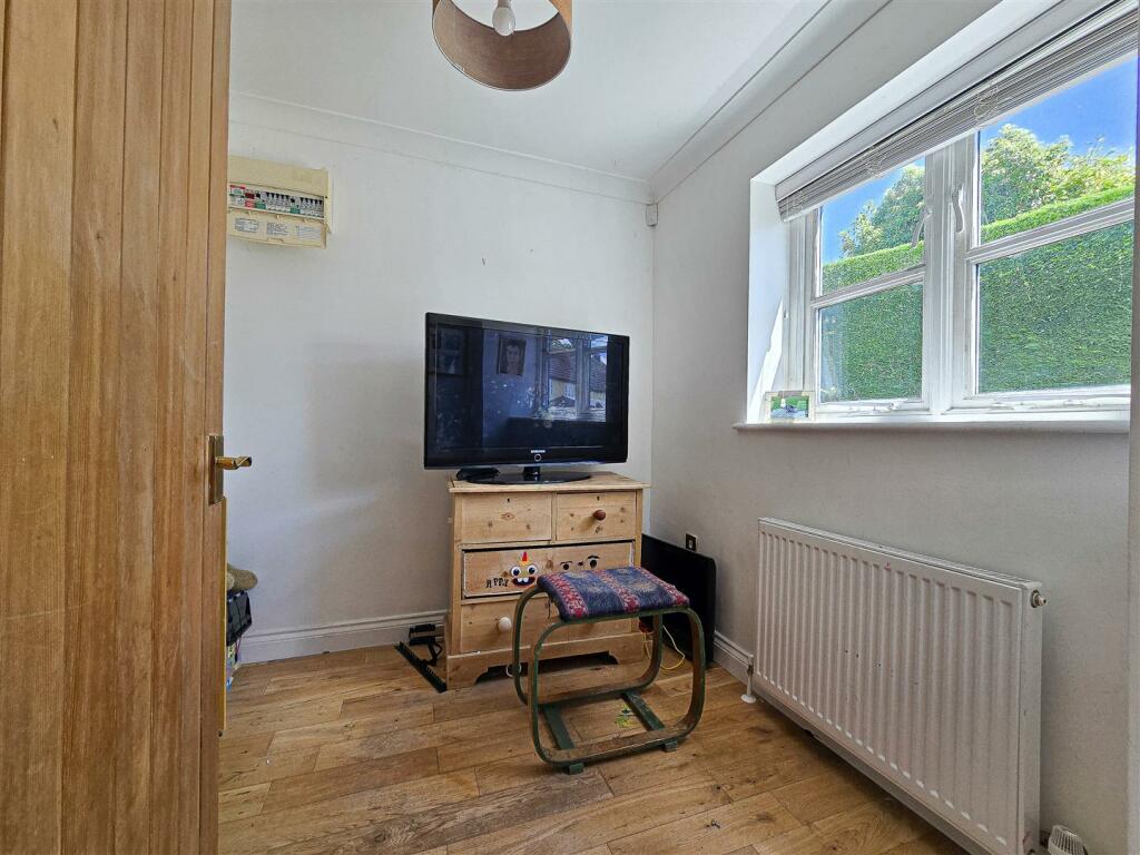 Additional image 5 of Chestnut Avenue, Axbridge