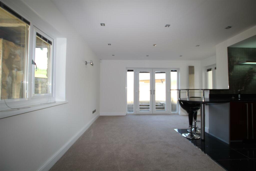 Additional image 6 of Heatherside, Baildon, Shipley