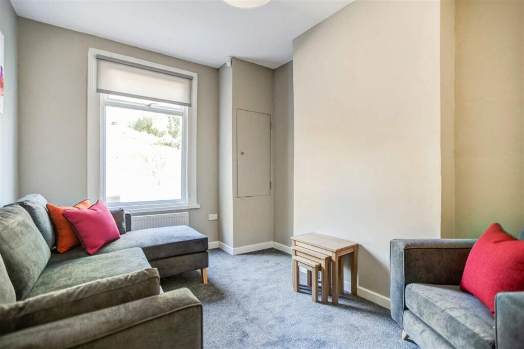 Additional image 9 of 3 bedroom Terraced House in Hayward Road, Bristol