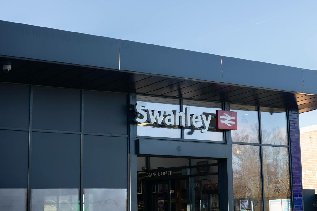 Additional image 16 of Highlands Hill,
Swanley,
Kent,
BR8 7NB