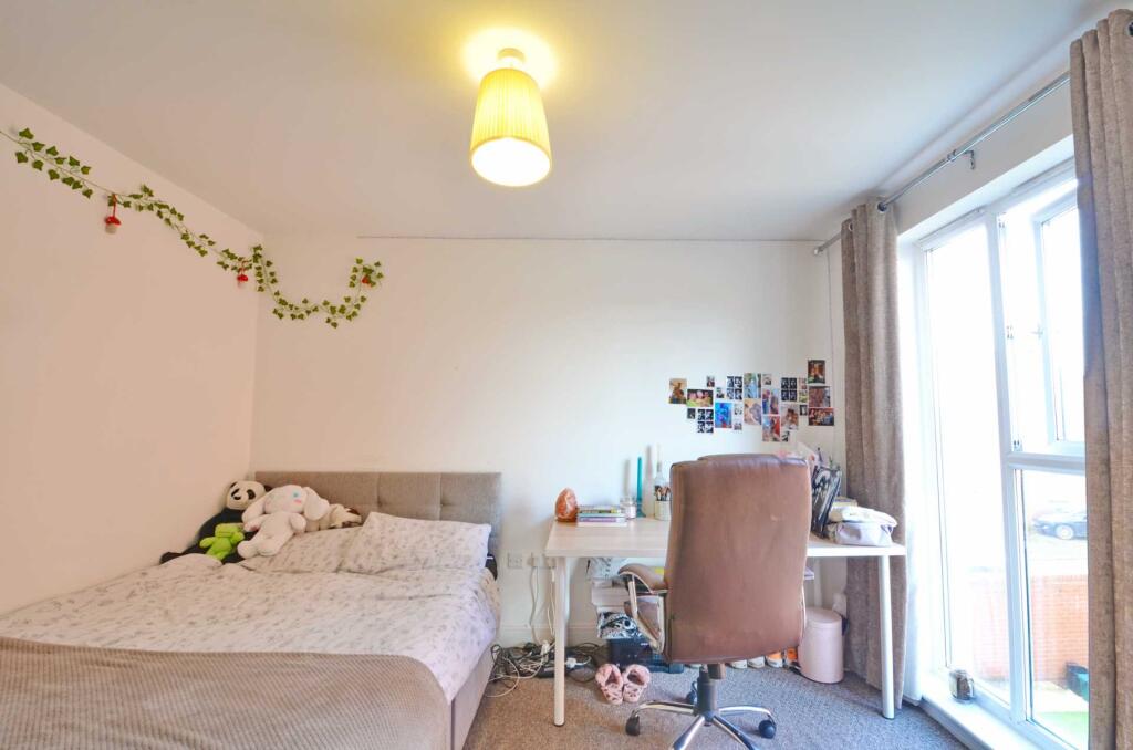 Additional image 7 of Long Down Avenue, Cheswick Village