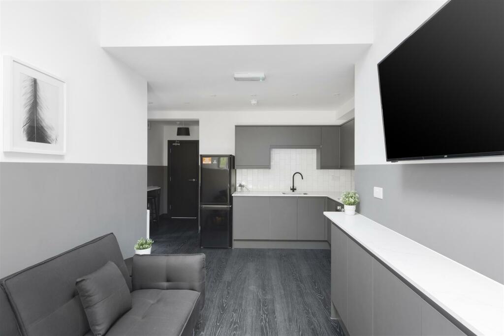 Additional image 7 of Ringwood Crescent, Bristol