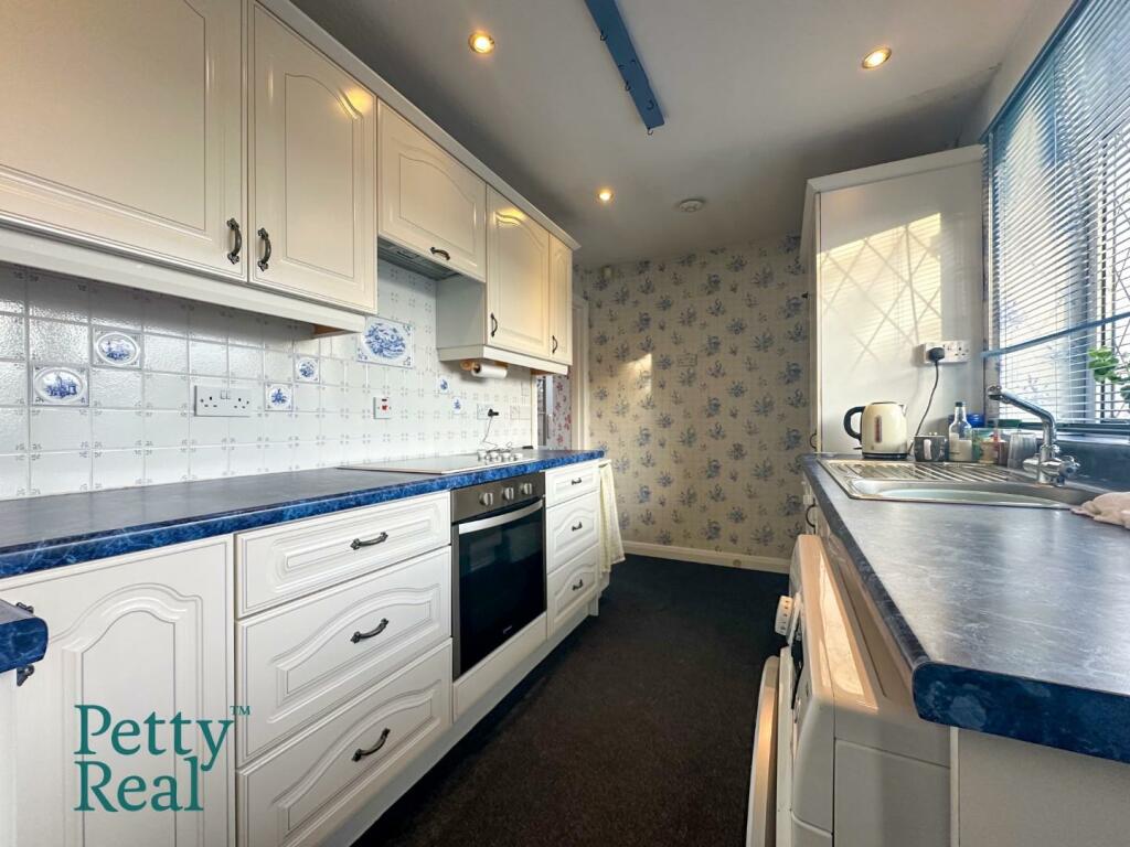 Additional image 9 of Venables Avenue, Colne