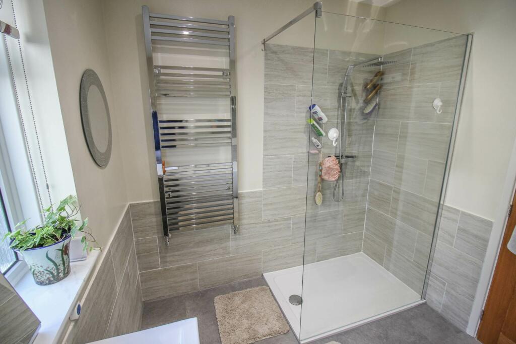 Additional image 27 of Arundell Road, Stunning Versatile Hillside Home