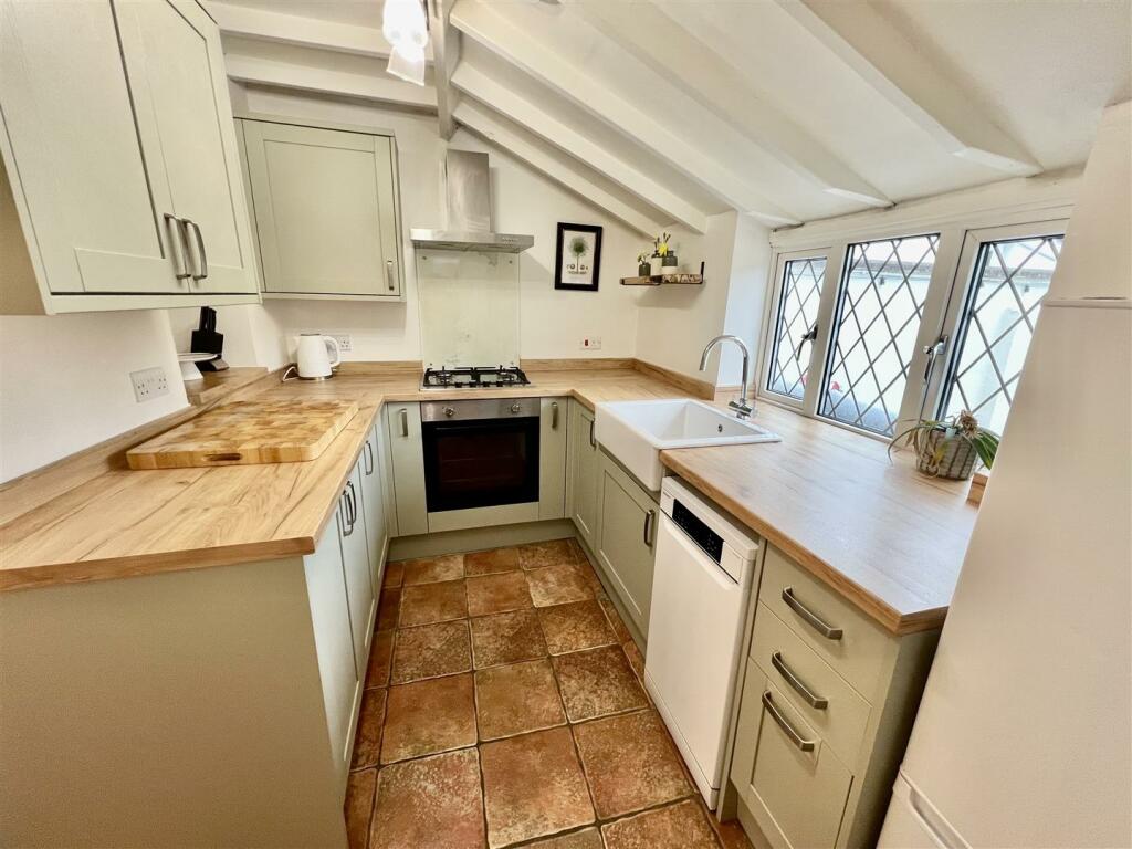 Additional image 4 of Charming Cottage close to amenities