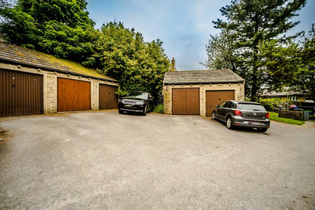 Additional image 32 of Wellfield Gardens, Queensbury