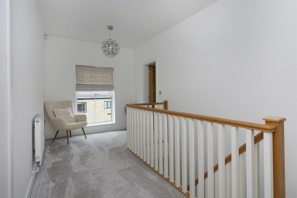 Additional image 19 of Snelsins Road, Cleckheaton