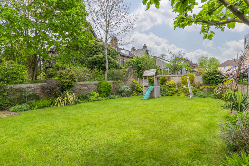 Additional image 5 of Hall Bank Drive, Bingley, West Yorkshire, BD16