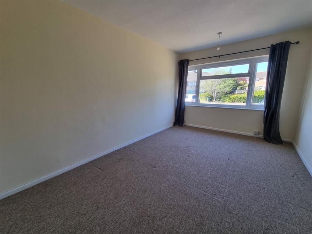 Additional image 7 of Cedar Close, Oldland Common