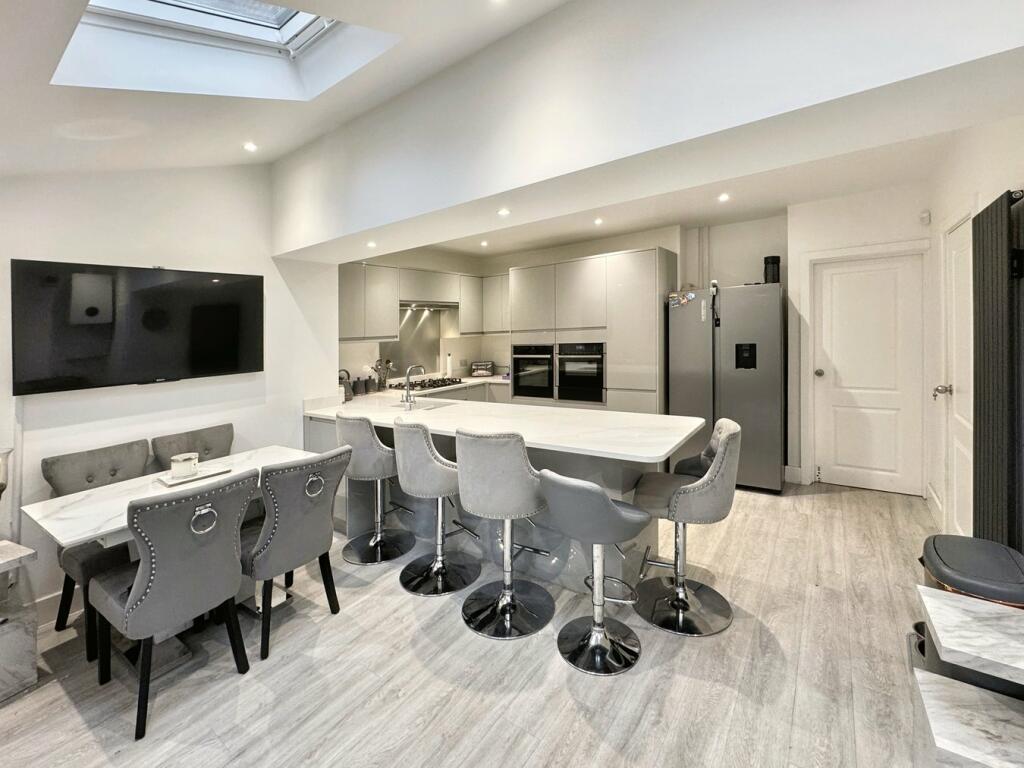 Additional image 8 of Amherst Drive, Orpington, BR5