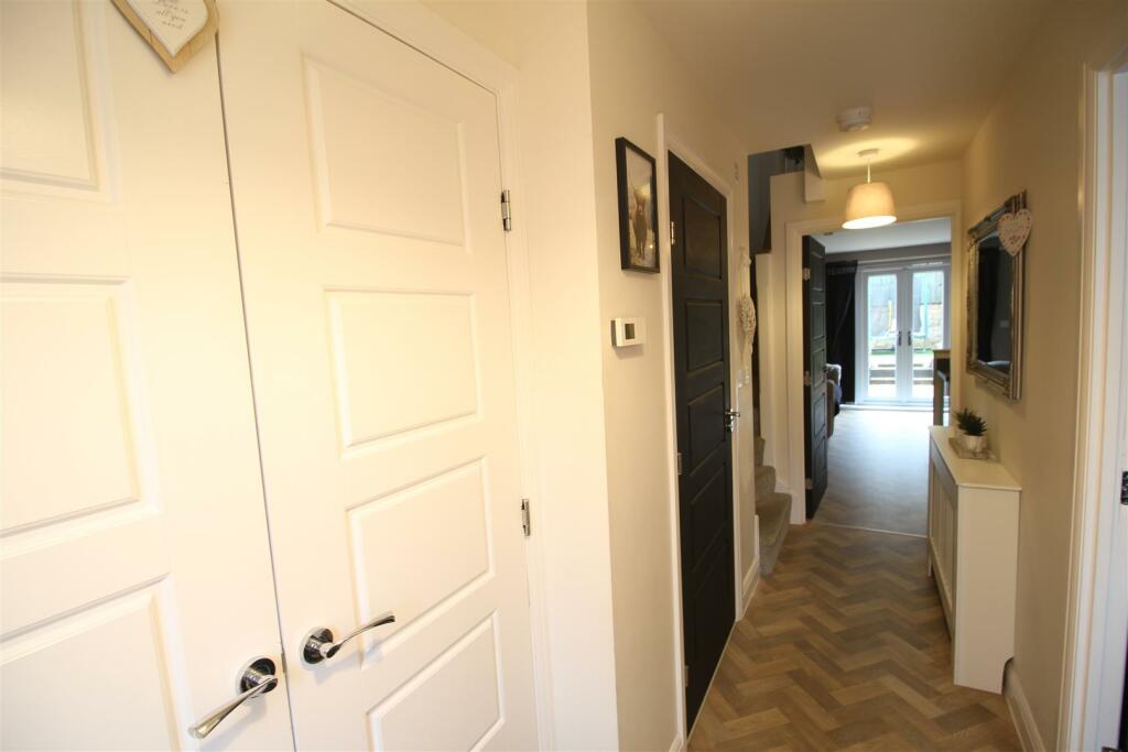 Additional image 10 of Rambling Walk, Clayton, Bradford