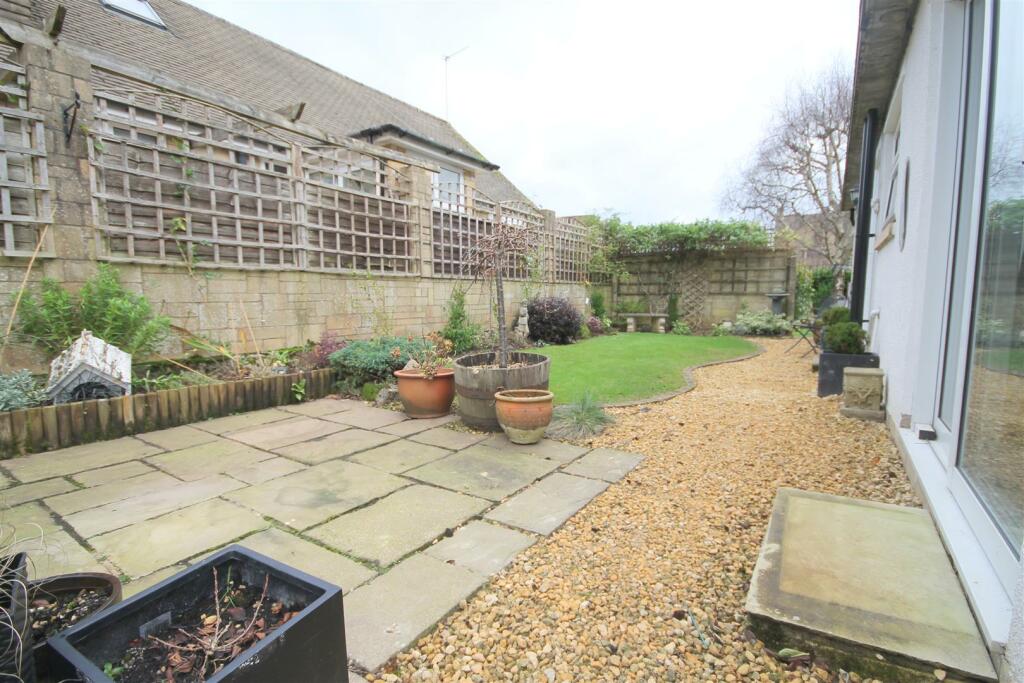Additional image 30 of Riverwood Road, Frenchay, Bristol