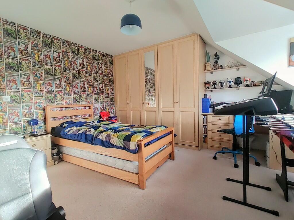 Additional image 21 of Lodge Gate Close, Denholme