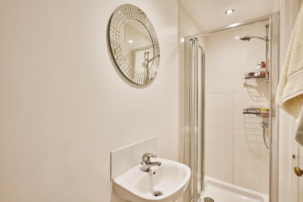 Additional image 8 of 58 The Avenue, Beckenham, BR3