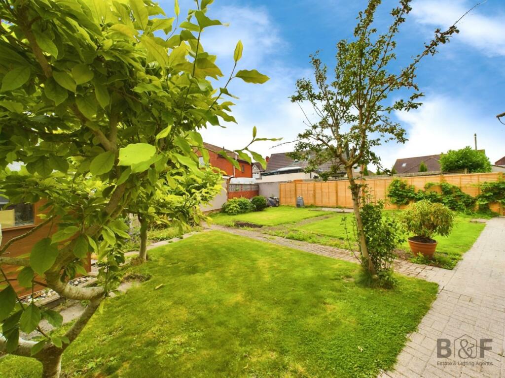 Additional image 22 of Kingsway, St. George