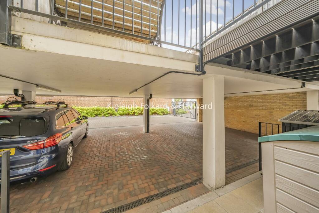 Additional image 12 of Renwick Drive, Bromley