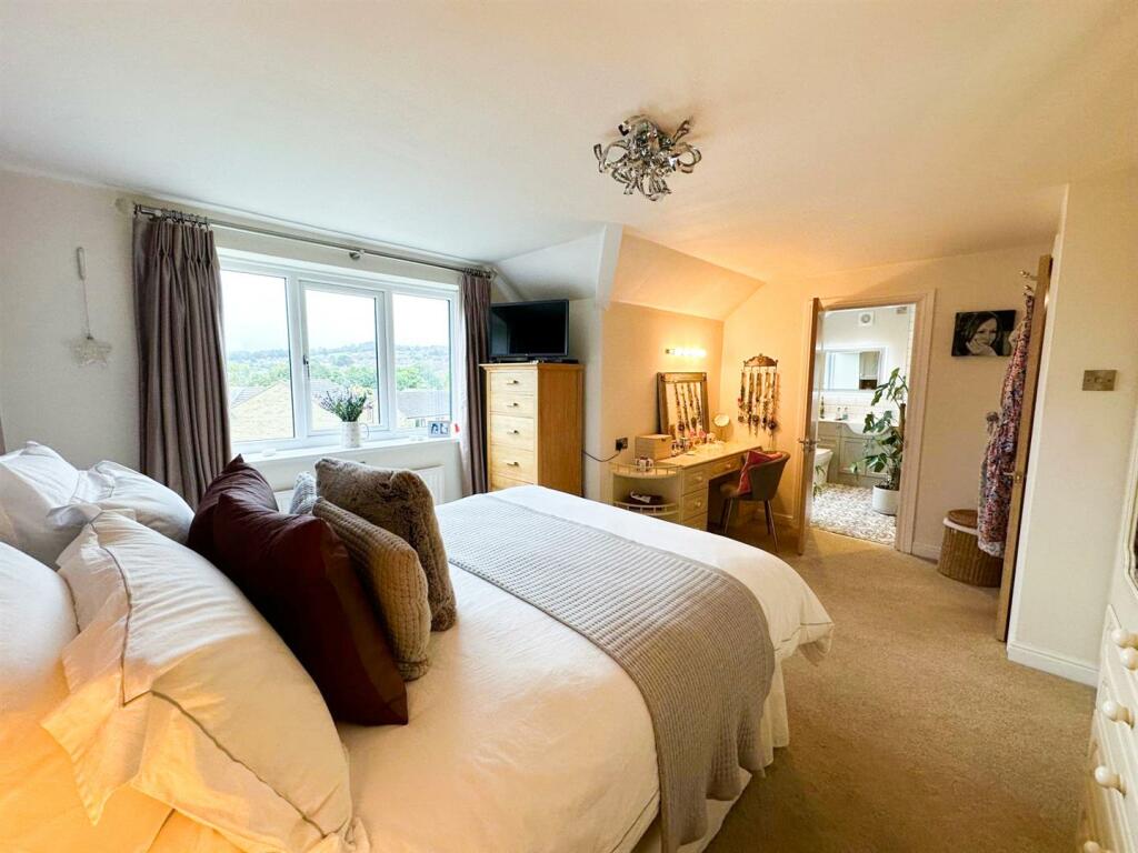 Additional image 19 of Wharfe Court, Silsden