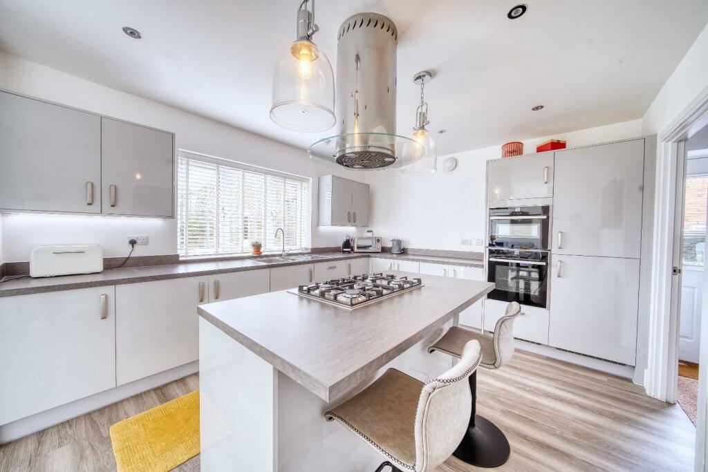 Additional image 8 of Exceptional nearly new home situated within the village of Churchill