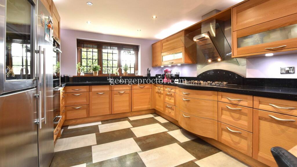 Additional image 45 of Oakwood Close, Chislehurst, BR7