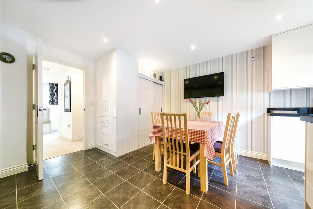 Additional image 14 of Renwick Drive, Bromley, BR2