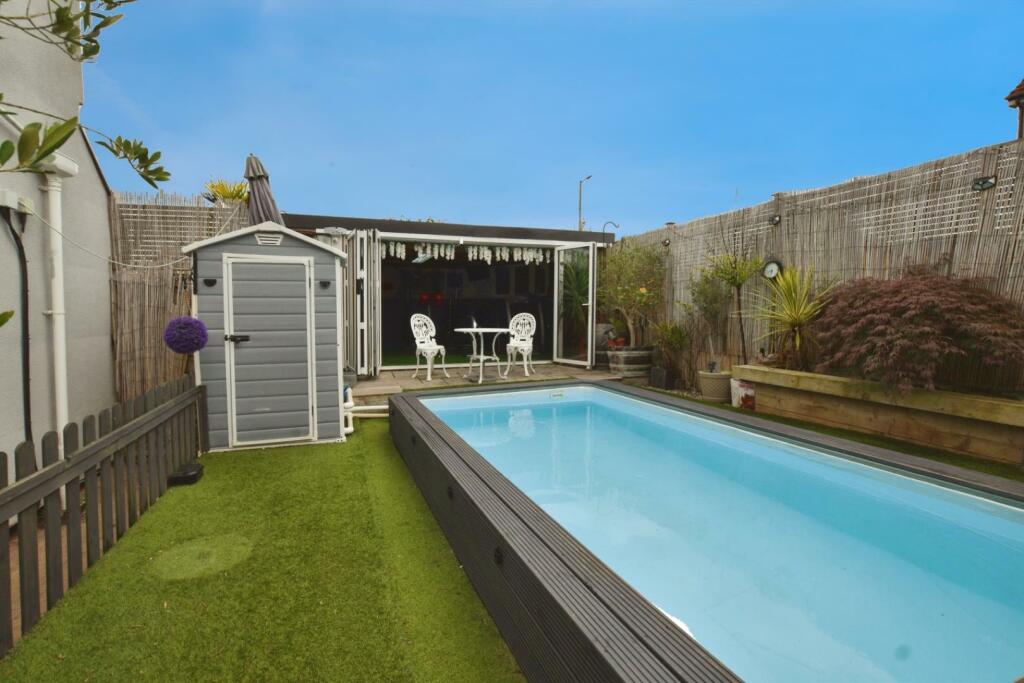 Additional image 27 of Wharnecliffe Gardens, Bristol