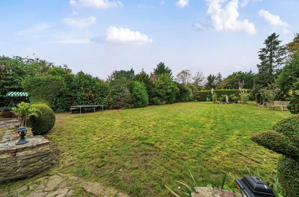 Additional image 32 of Marlings Park Avenue, Chislehurst, BR7