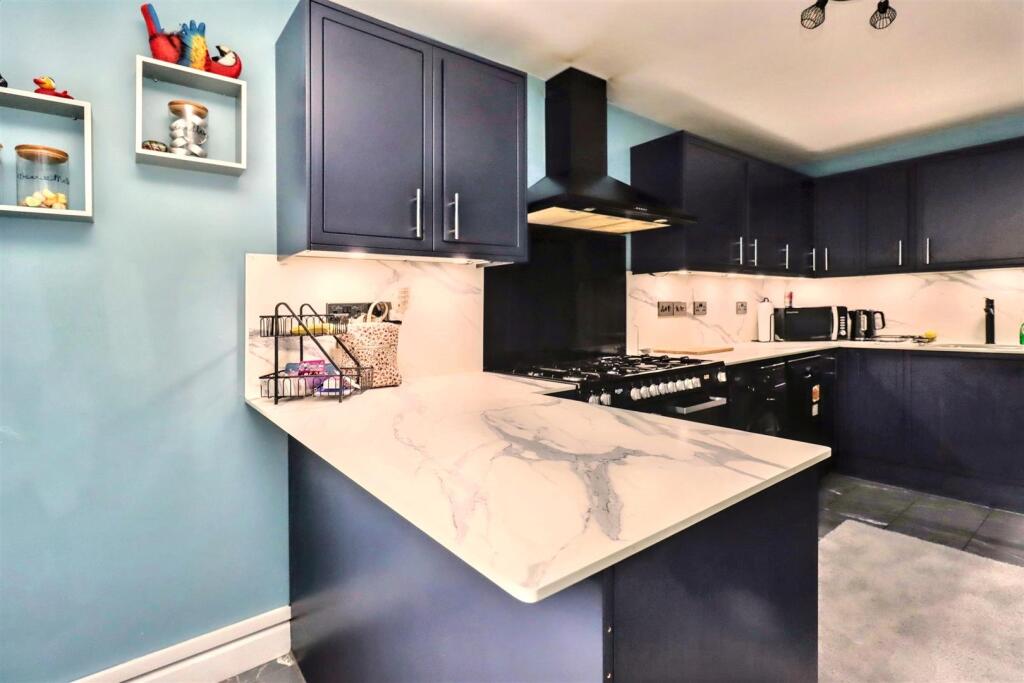 Additional image 5 of Popular cul de sac location in Clevedon