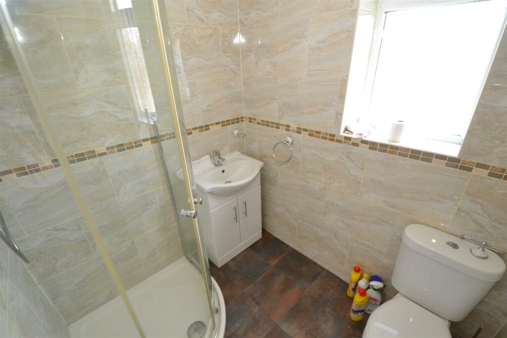 Additional image 8 of Oakleigh Avenue, Clayton, Bradford