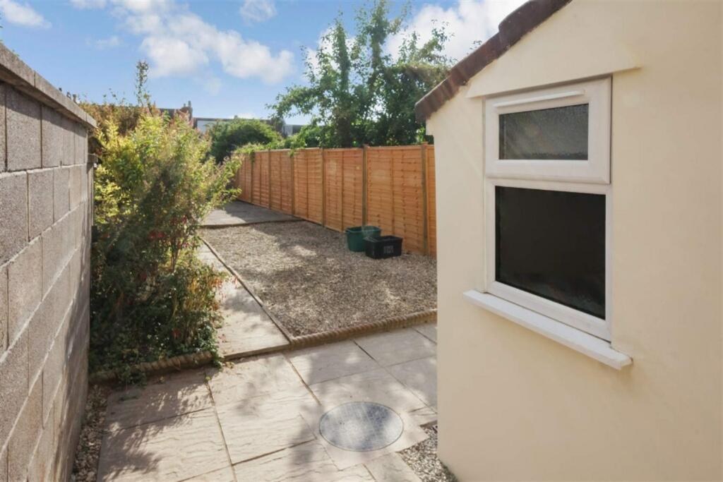 Additional image 9 of 4 bedroom Terraced House in Conway Road, Bristol