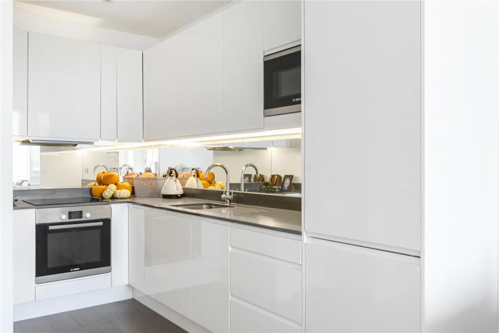 Additional image 2 of High Street, Bromley, BR1