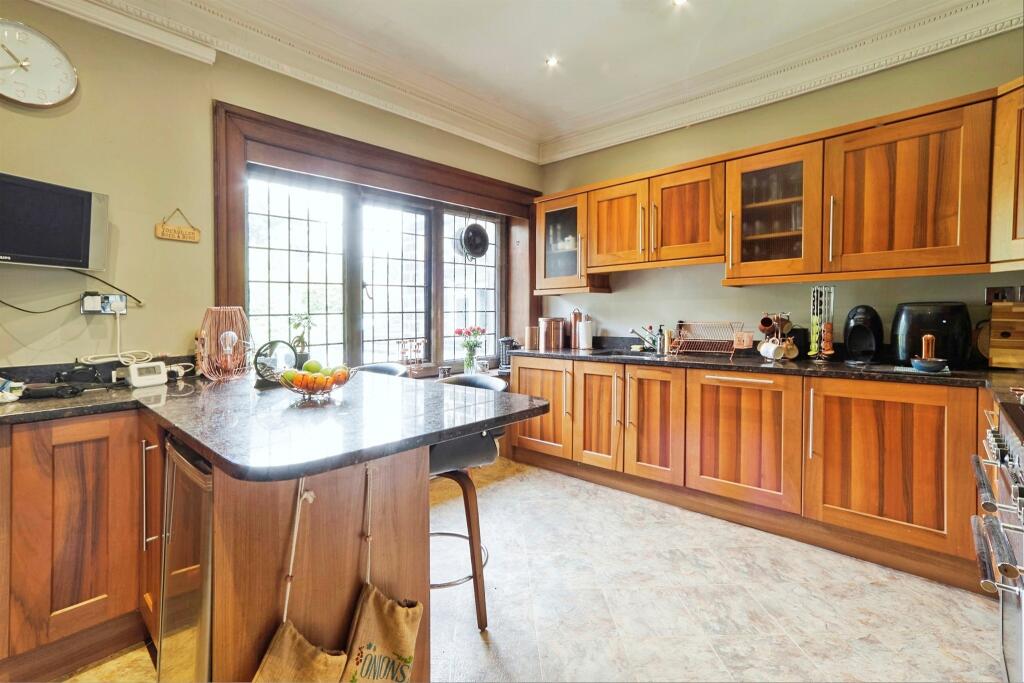 Additional image 7 of Woodlands House, Baildon, Shipley