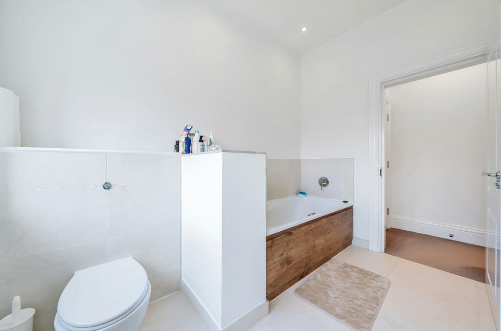 Additional image 13 of Newton Park Place, Chislehurst, Kent, BR7