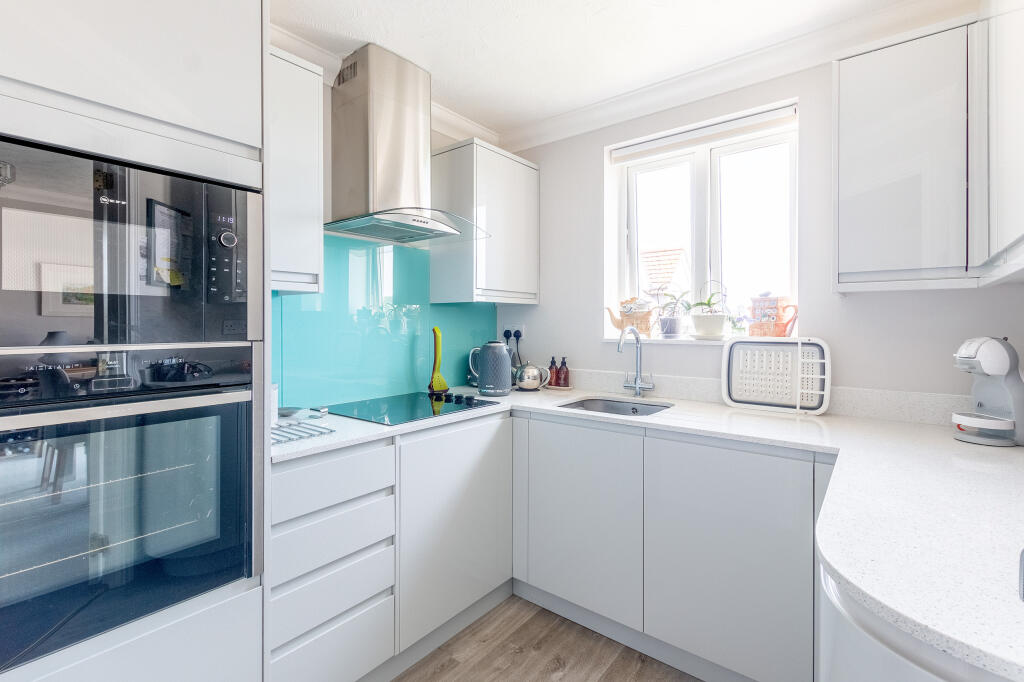 Additional image 6 of St. Peters Lodge, Portishead