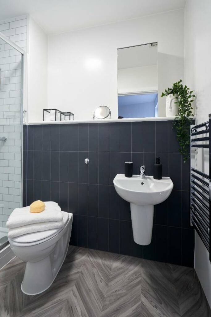 Additional image 16 of 98 Blackswarth Road, Three Crowns, Kings Court, Bristol