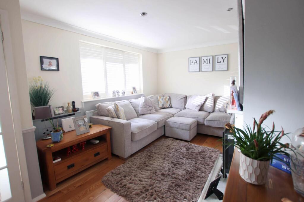 Additional image 2 of Cranbrook Close, Bromley, BR2