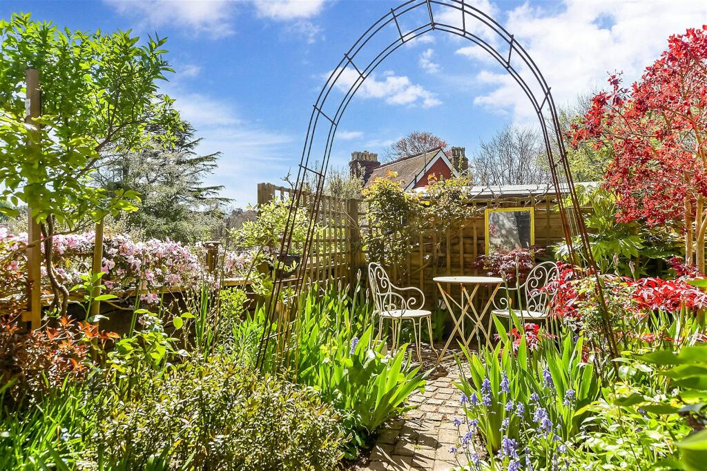 Additional image 4 of Wallands Crescent, Lewes, East Sussex