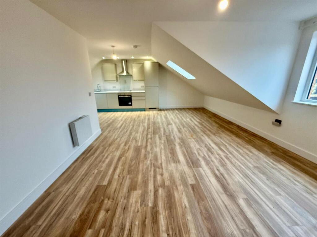 Additional image 2 of 18676407 Winterstoke Road, Bristol